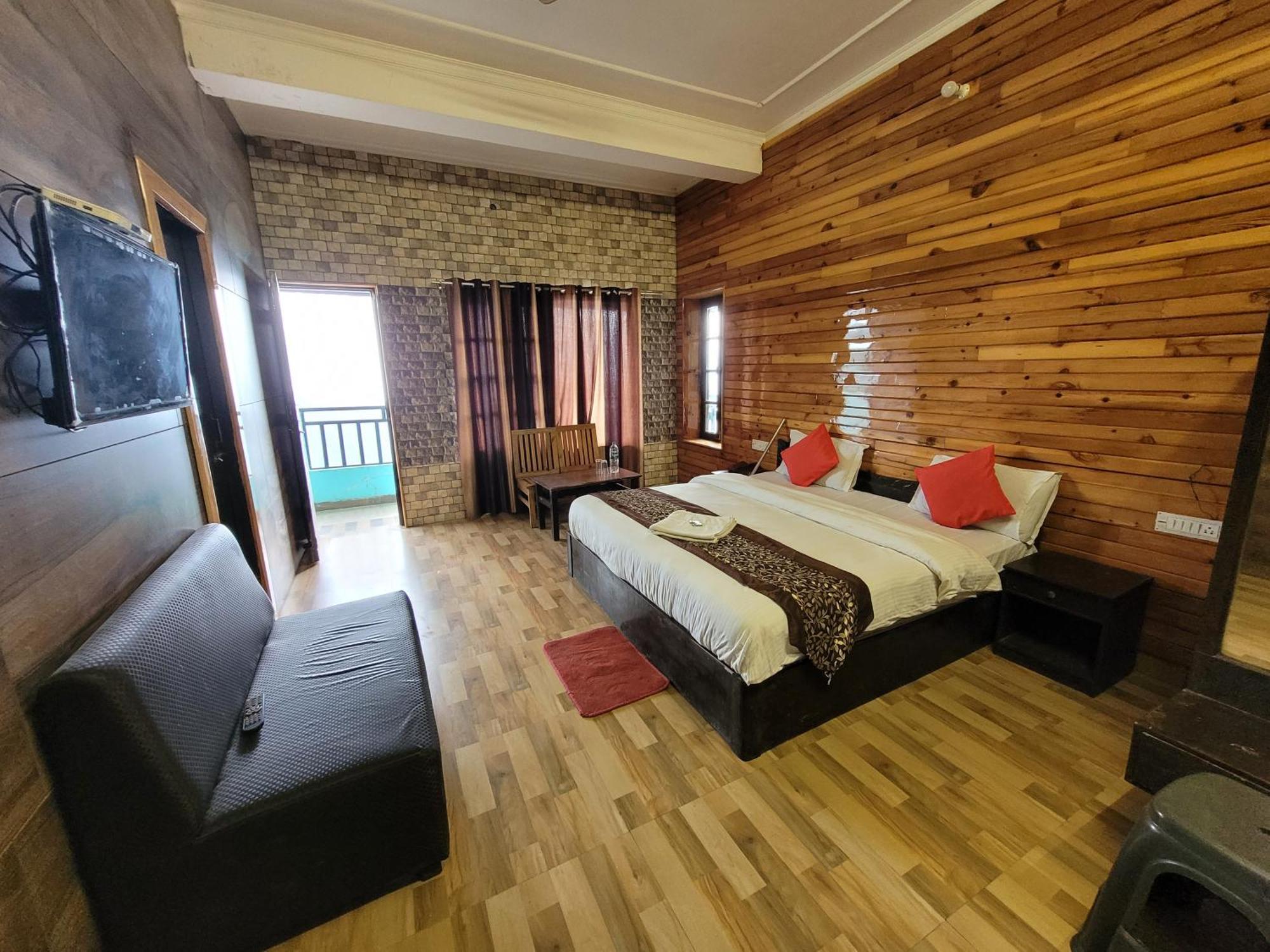 Sh Sunset Resort Найнитал Номер фото